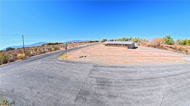 Photo - 1270 Landmark Ave