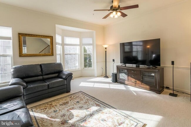 Building Photo - 2715 Summers Ridge Dr