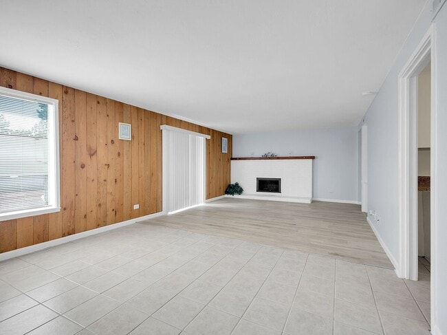 Building Photo - 9700 E Iliff Ave Rental