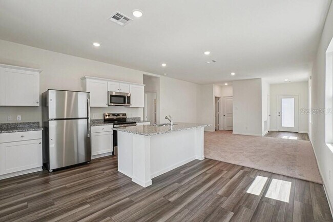 Photo - 2006 Hemingway Cir