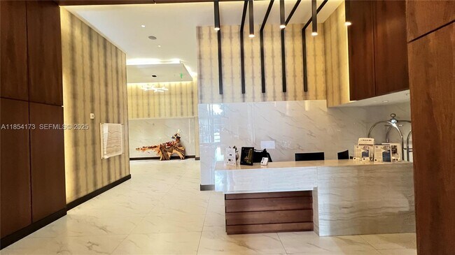 Photo - 2960 NE 207th St Unidad 709