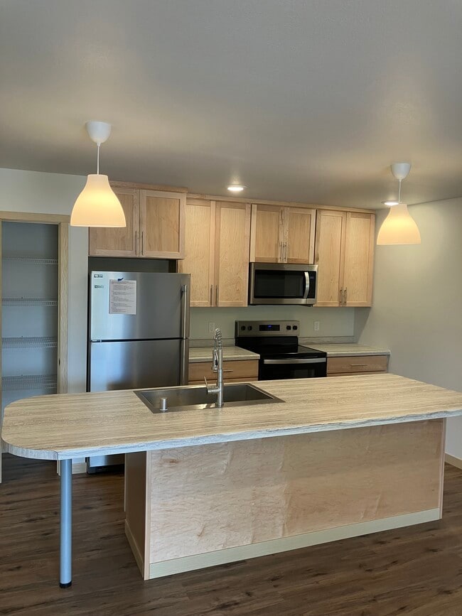 Photo - 455 Century Pl Unit 304