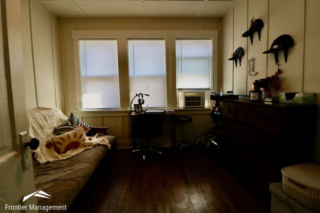 Photo - 527 Moro St Unit 2