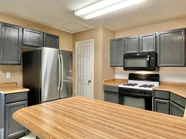 Photo - Cozy West Valley Home For Rent!