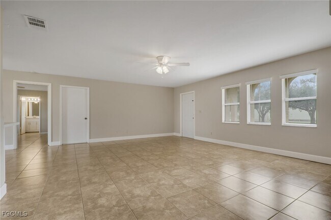 Photo - 1625 SE 21st Ln