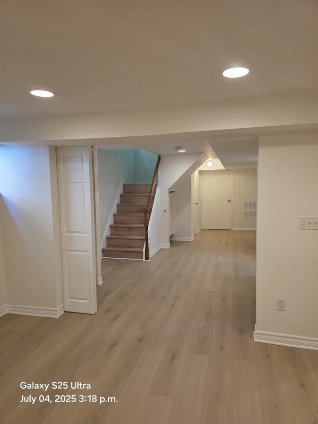 2 bedroom basement apartment Don Mills & Sheppard