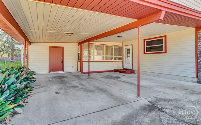 Photo - 36 Silverstone Cir