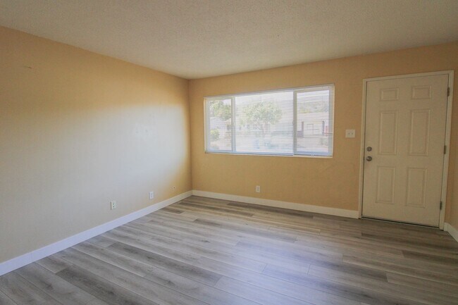1778 Vicente Dr