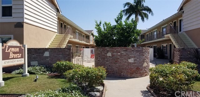 Photo - 1124 S Lemon St Unidad 8