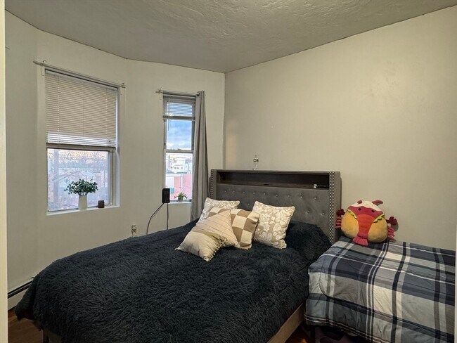 Photo - 139 London St Unit 3