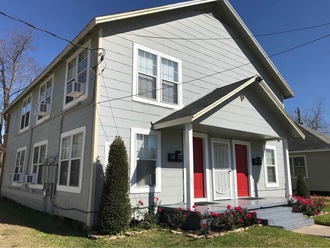 Building Photo - 214 W Republic St Unit 1