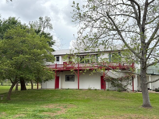 Building Photo - 3330 Band Rd