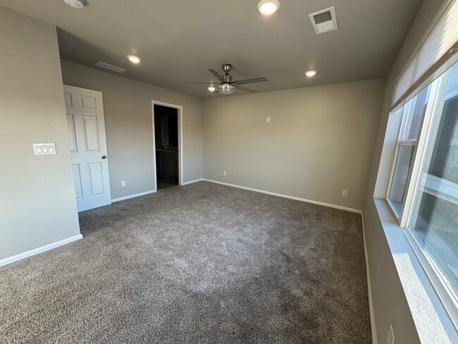 Photo - 762 N Rome St