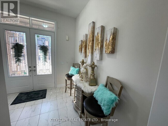 Photo - 3041 Post Rd