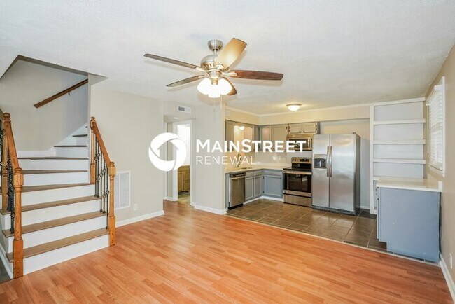Photo - 4 Bedroom Pet-Friendly Home in NASHVILLE, TN with Main Street Renewal