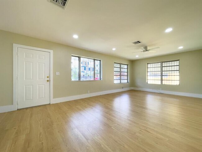 Photo - 2287 NW 63rd St