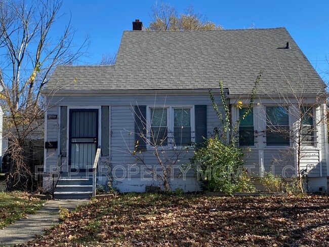 Building Photo - 9954 Evergreen Rd Rental
