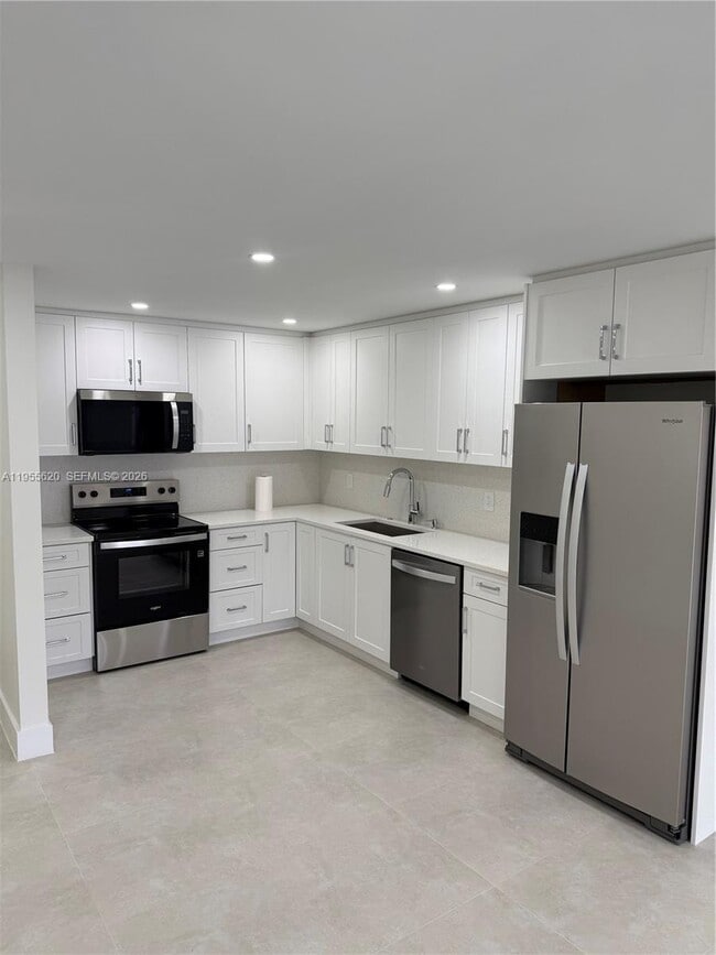 Photo - 8005 Lake Dr Unit 110