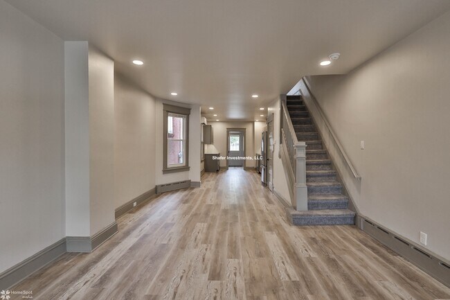 Photo - 1444 Hottle Ave