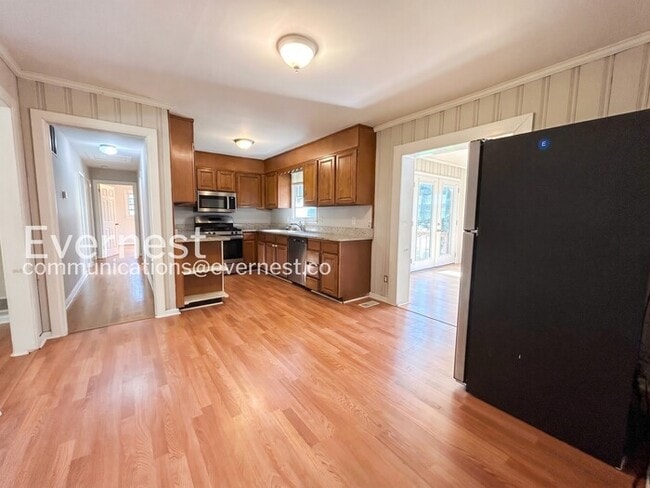 4715 Ballew Dr