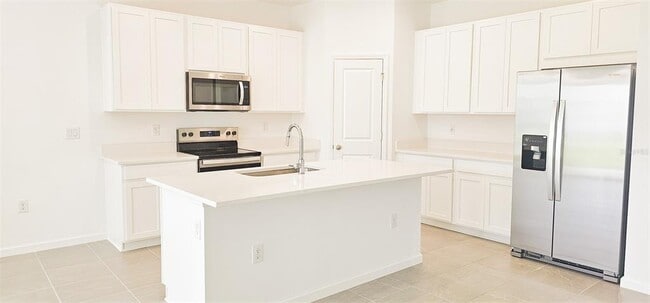 Photo - 413 Silver Palm Dr