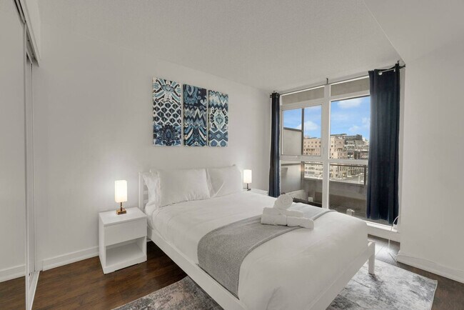 Photo - 151 Dan Leckie Way Unité SI ID1491177P