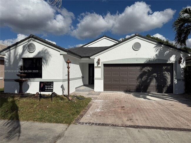 Building Photo - 15921 SW 82nd St