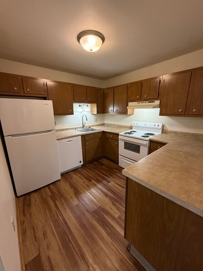 Kitchen - Willow Glen Apartments