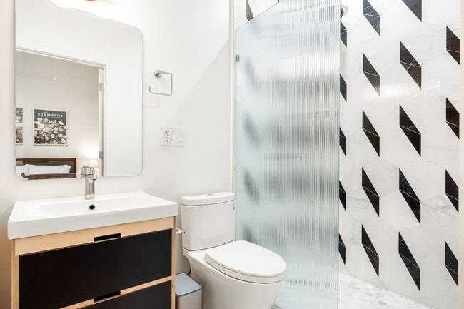 Photo - 1510 Race St Unidad ID1056156P