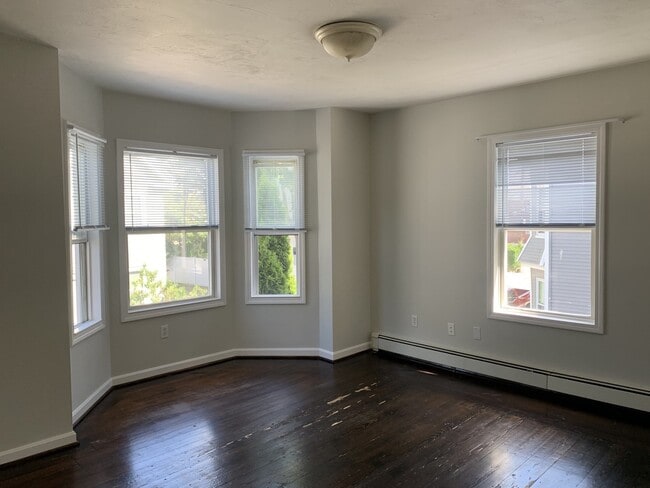 Photo - 16 Charles Street Ave Unit 2