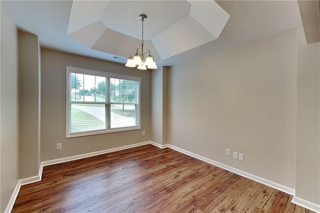 Photo - 183 Meadow Point