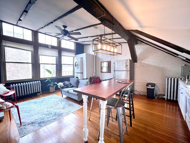 9 Champney Pl Unit 3