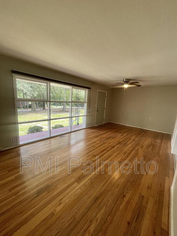 Photo - 3319 Brookwood Ct