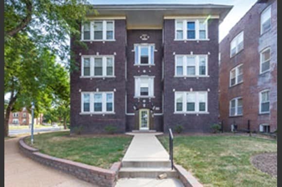 Photo - 6238 Cabanne Ave Apartments