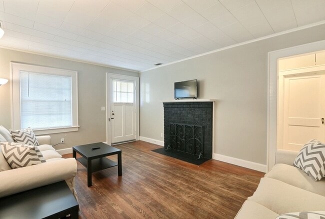 Photo - 2105 Apartamento Unidad 2105 E 41st St