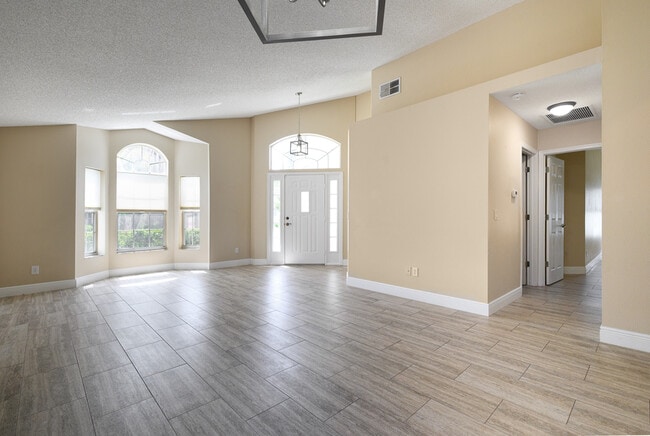 Photo - 12803 Maribou Cir