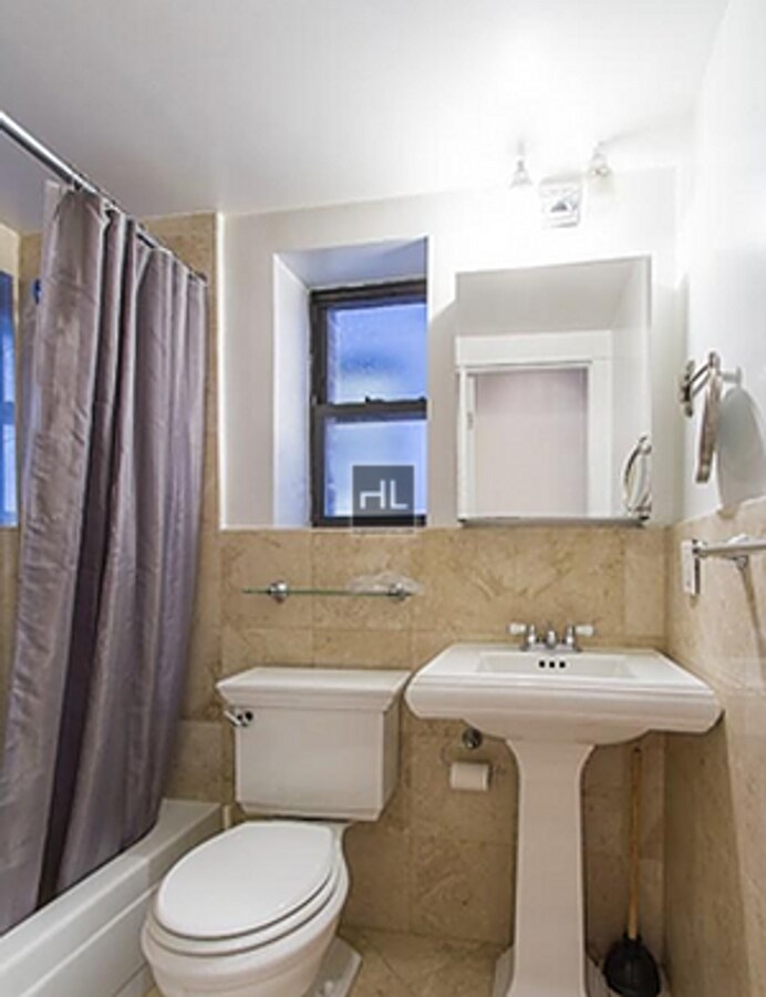 Photo - Mott Street Unit 9