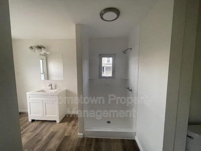 Photo - 2350 Logan St