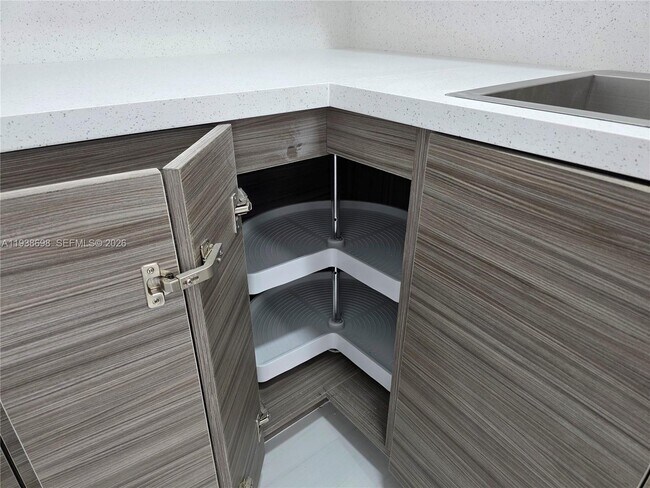 Photo - 1000 West Ave Unit 530