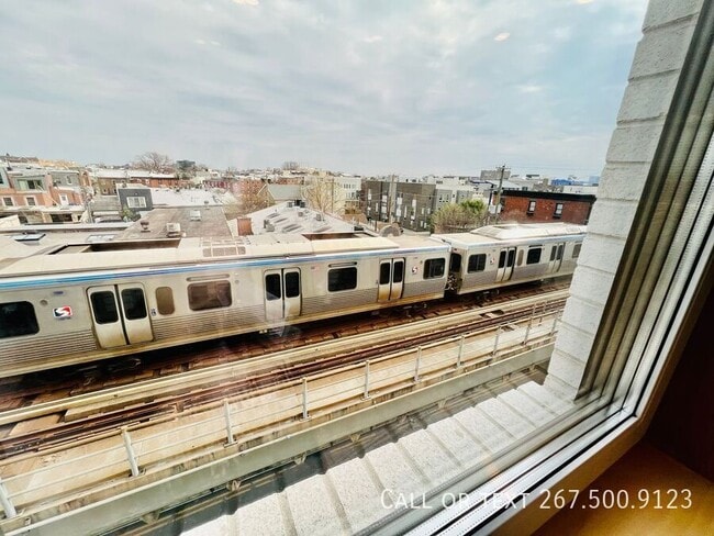 Photo - 1308 N Front St Unidad 2