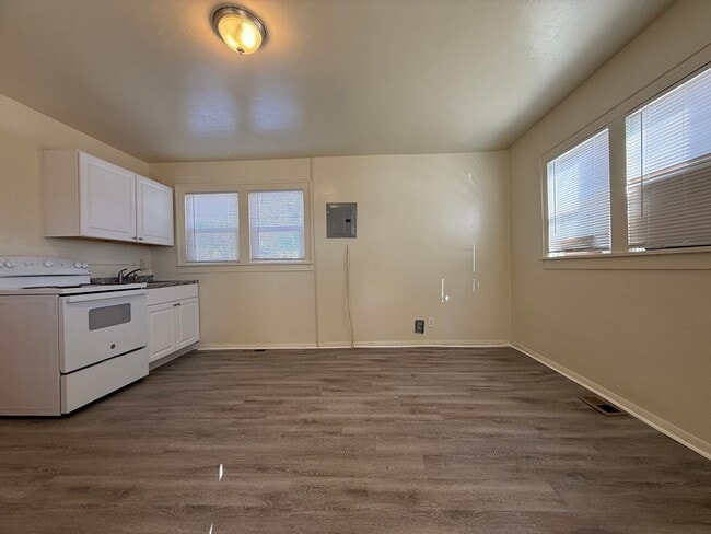 Photo - 626 E Hills Rd Unit 626