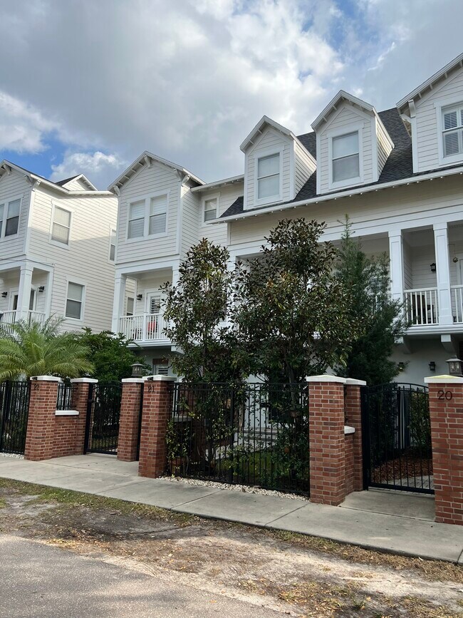 Exterior - 2442 W Mississippi Ave Townhome