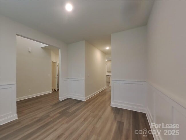 Photo - 139 Queenshall Rd