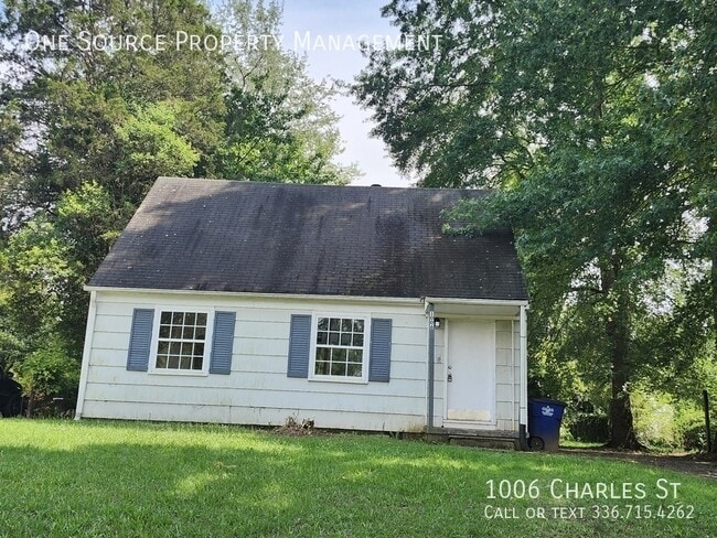 Photo - 1006 Charles St