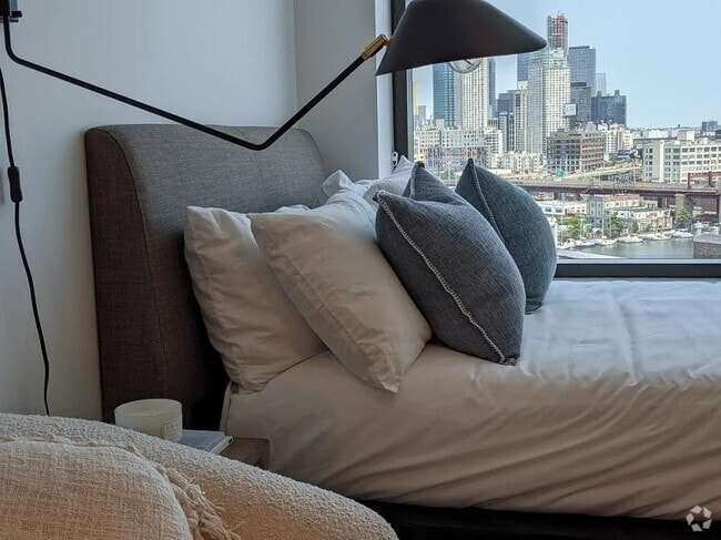 Building Photo - 4 bedroom in BROOKLYN NY 11222 Unit 3108N Rental