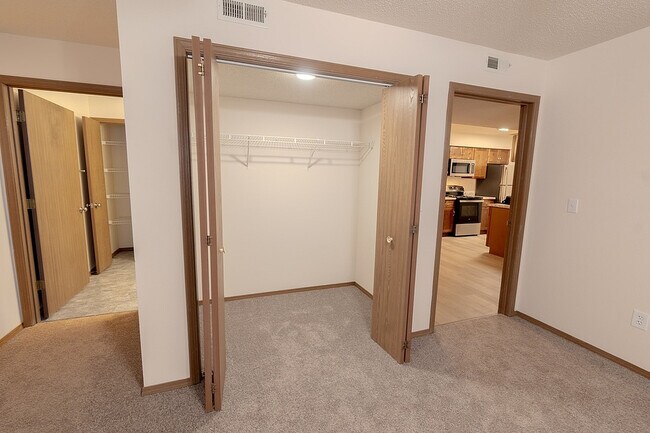 Bedroom Walk-in Closet