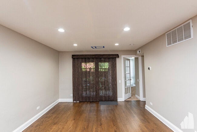 Photo - 2036 N Larrabee St Unit 8103