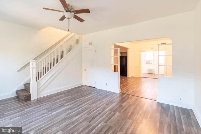 Photo - 4916 7th St NW
