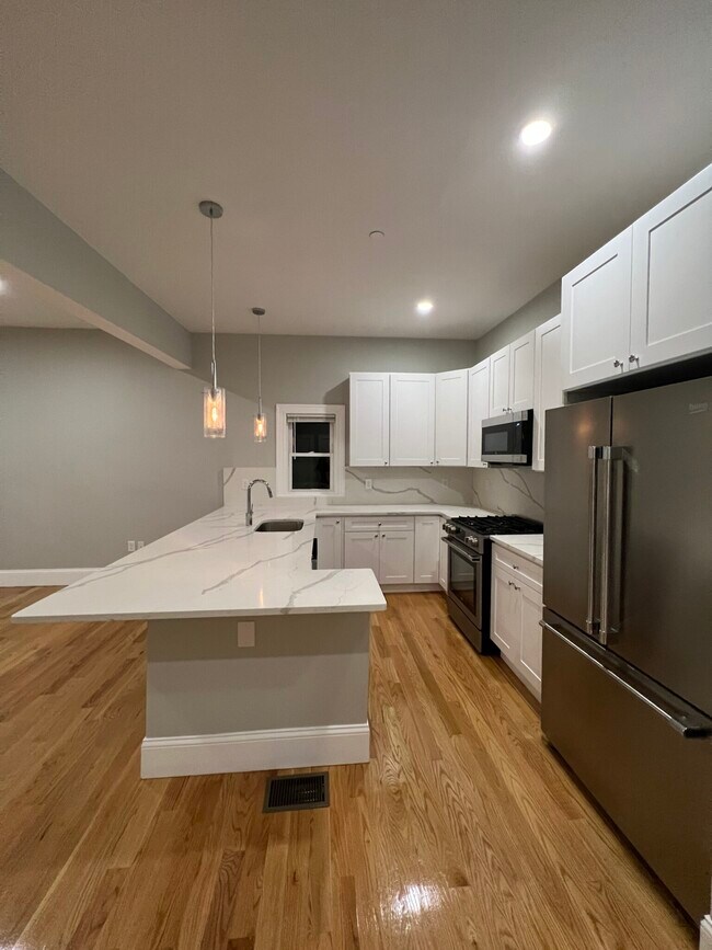 Photo - 75 Pearl St Apartments Unit 1
