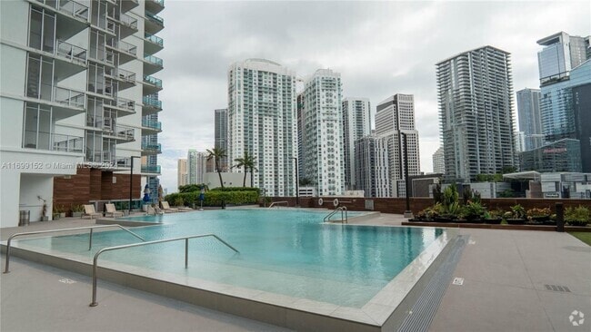 Building Photo - 350 S Miami Ave Unit 2714 Rental